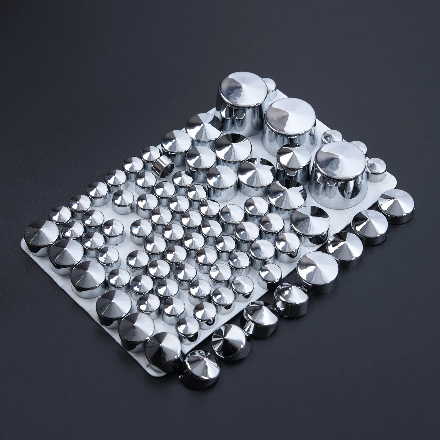 Комплект хромированных крышек для болтов из АБС-пластика комплект Harley Softail Twin Cam