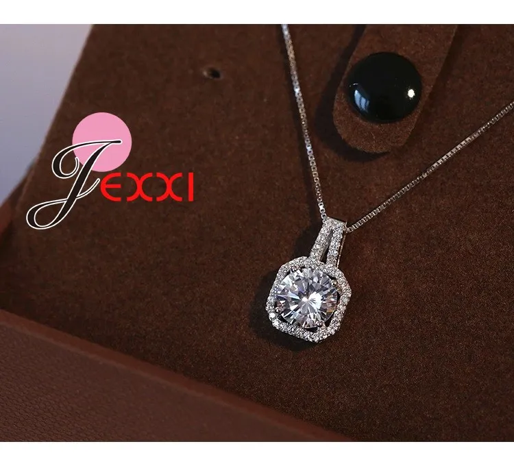 Модные ювелирные изделия с блестящими белыми кубическими цирконами для