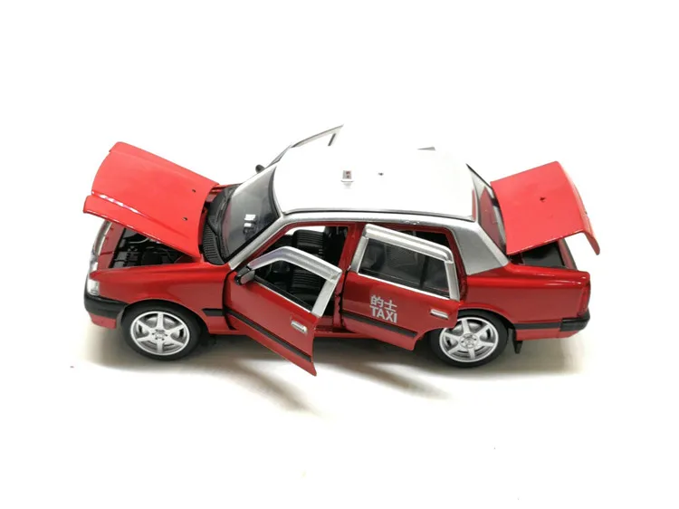 1/32 Toyota Crown HongKong такси литая машина модель такси игрушки со звуковым освещением оттяните назад для детей подарки игрушки