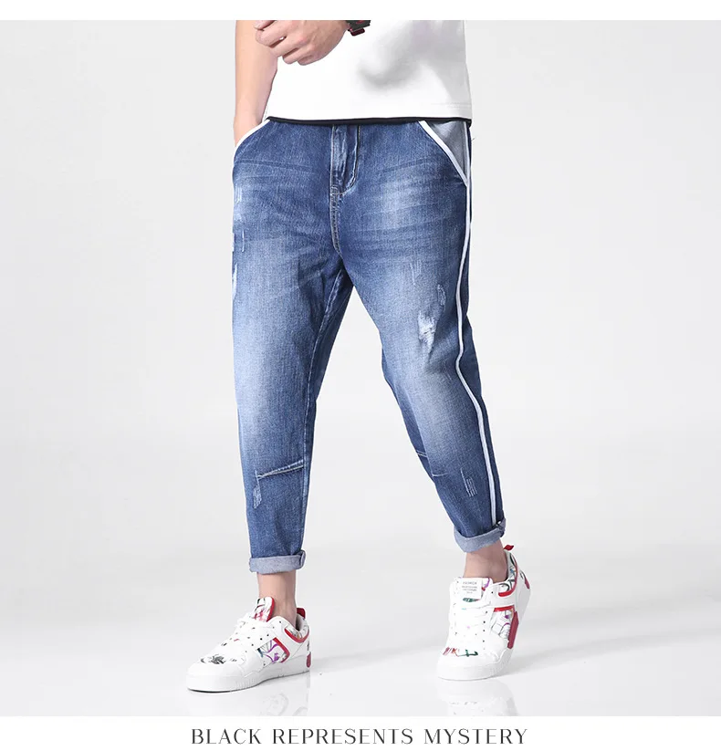 Мужские джинсы стрейч поцарапанные плиссированные Выбеленные однотонные 2018