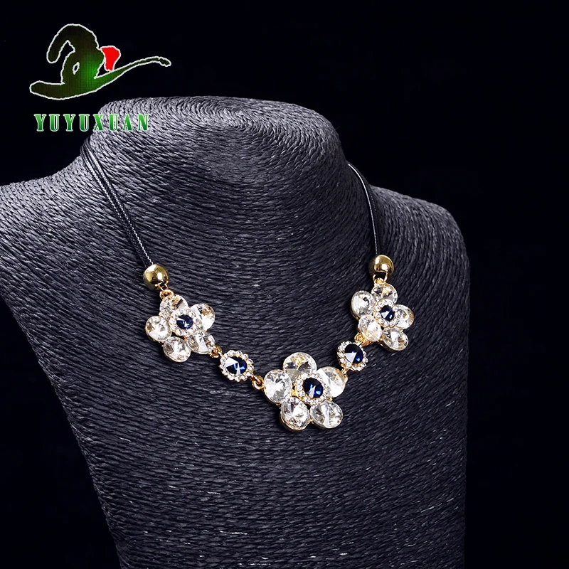 Exquisite Flower Crystal Necklace Sweater Chain M5002 |