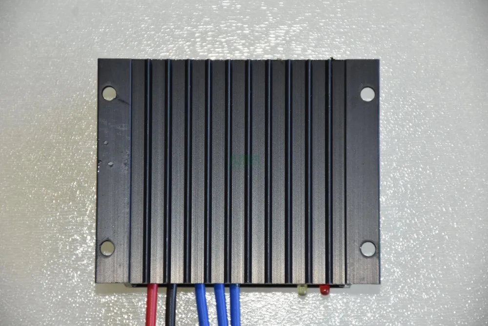200 W/400 W 10A/16A со слежением за максимальной точкой мощности/BOOST контроллер заряда ветровой энергии для ветряных генераторов 12 V/24 V самоприспосабливающаяся, защита от влаги
