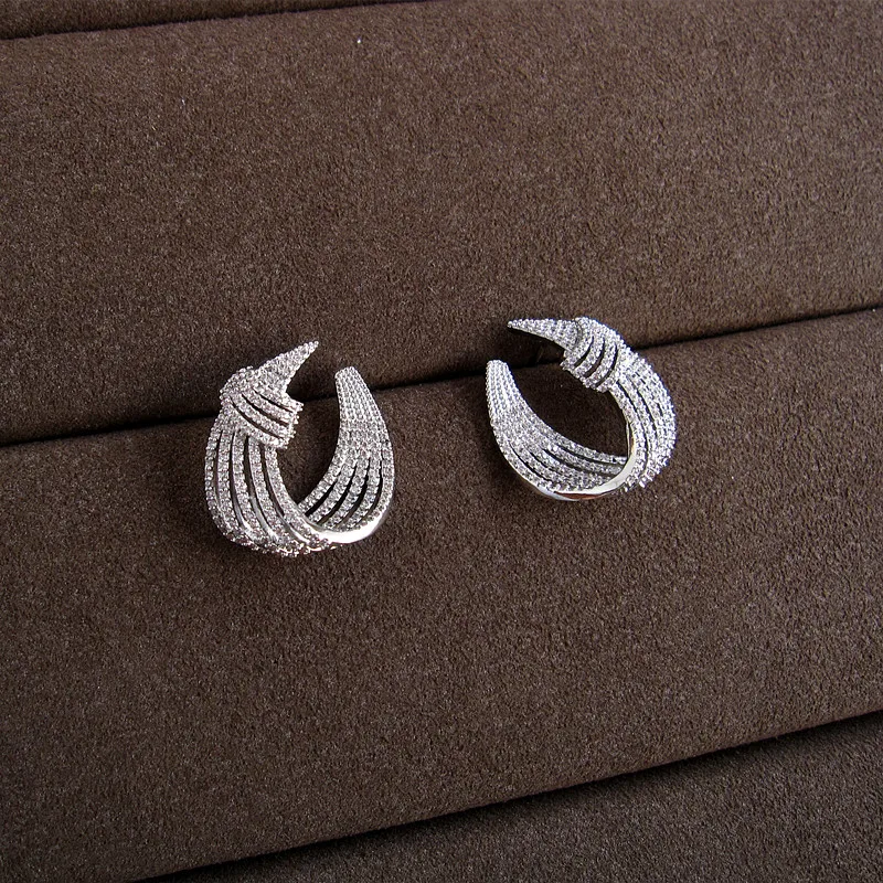 Женские серьги Мода AAA кубического циркония полные серьги-гвоздики с камнем