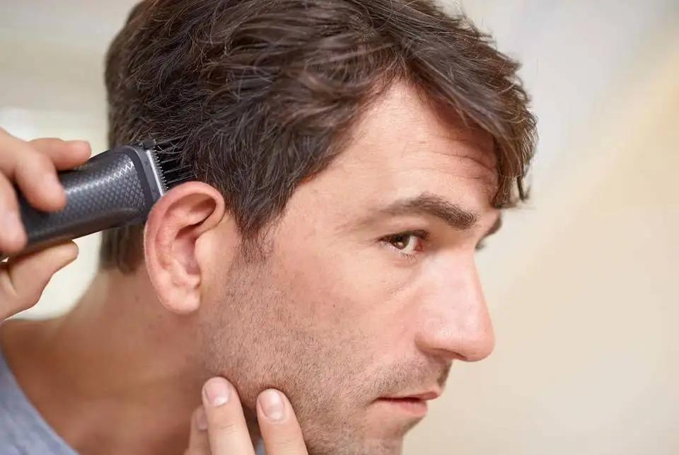 Philips Norelco серии 3000 Multigroom, 13pc Мужской перезаряжаемый электрический триммер-MG3750/60