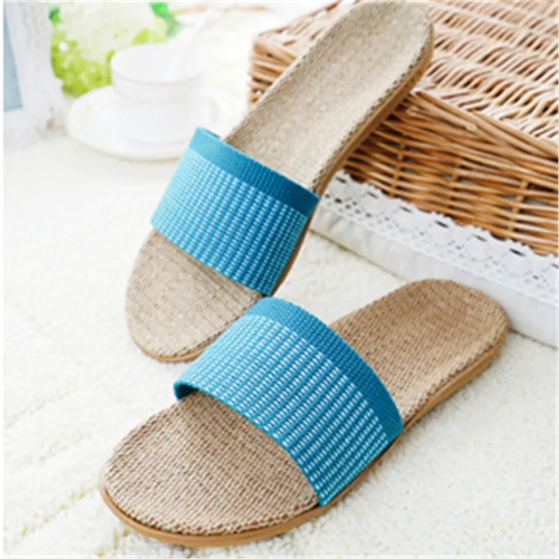 Женские домашние тапочки летние Нескользящие шлепанцы для спальни дома женские