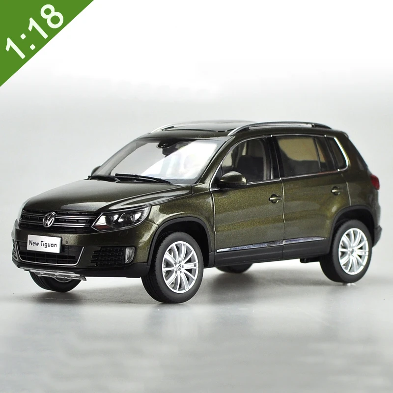 1:18 TIGUAN литая под давлением модель автомобиля внедорожник для взрослых игрушки коллекция подарков оригинальная коробка