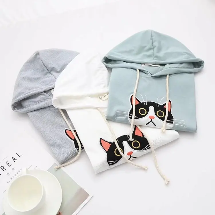 Лето-осень 2017 футболка с вышитым котом из мультфильма женские Забавные милые