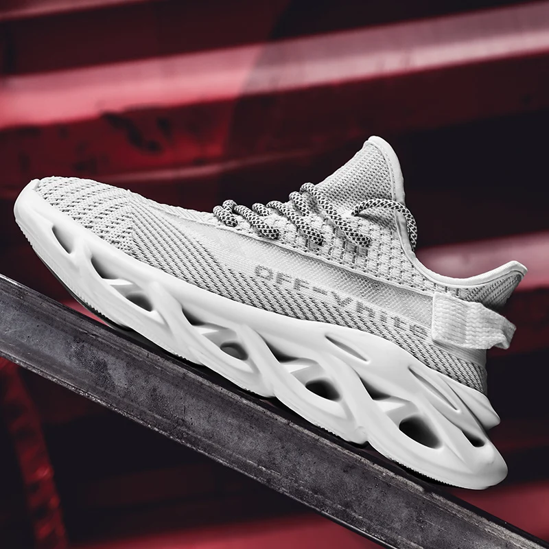 Мужские летние туфли новинка 2020 Модные дышащие спортивные светильник Фли для