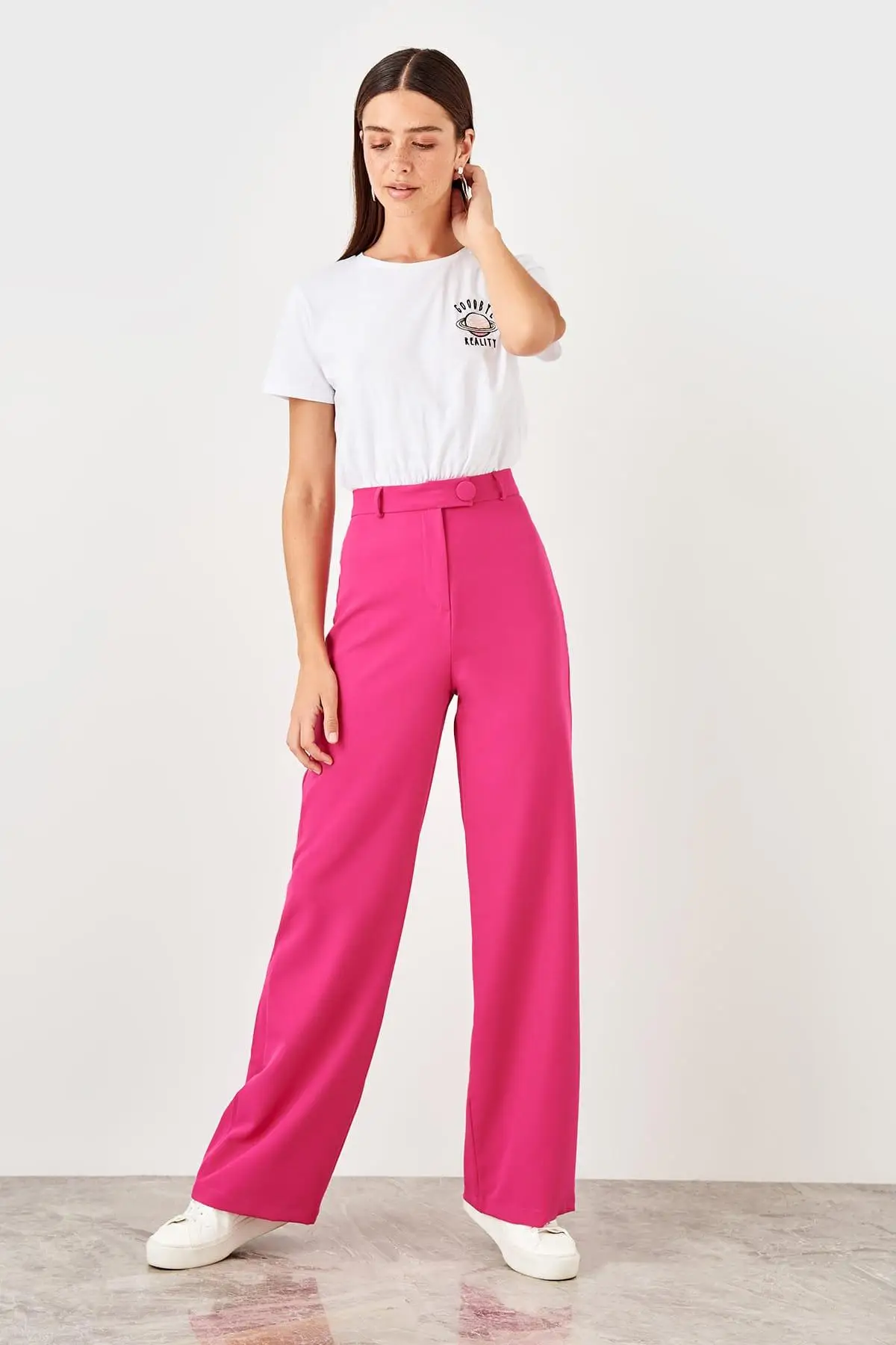 Trendyol розовые расклешенные брюки TWOSS19XM0286