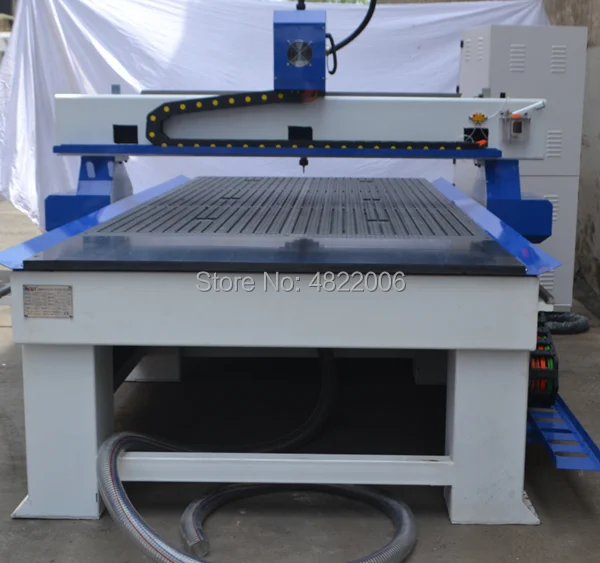 Китай Шаньдун деревообрабатывающий гравировальный станок/1325 cnc станок с