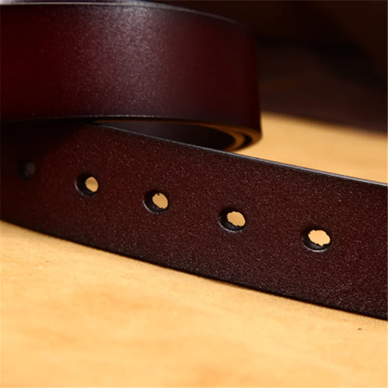 Коровьей Пояса из натуральной кожи Ремни для Для мужчин ковбой Элитный бренд