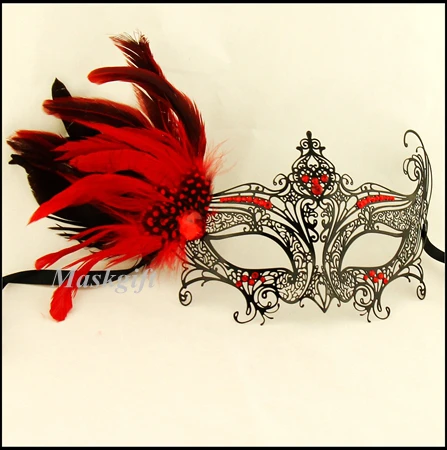 2016 новый дизайн маска с перьями для Хэллоуина черная и красная лазерная резка