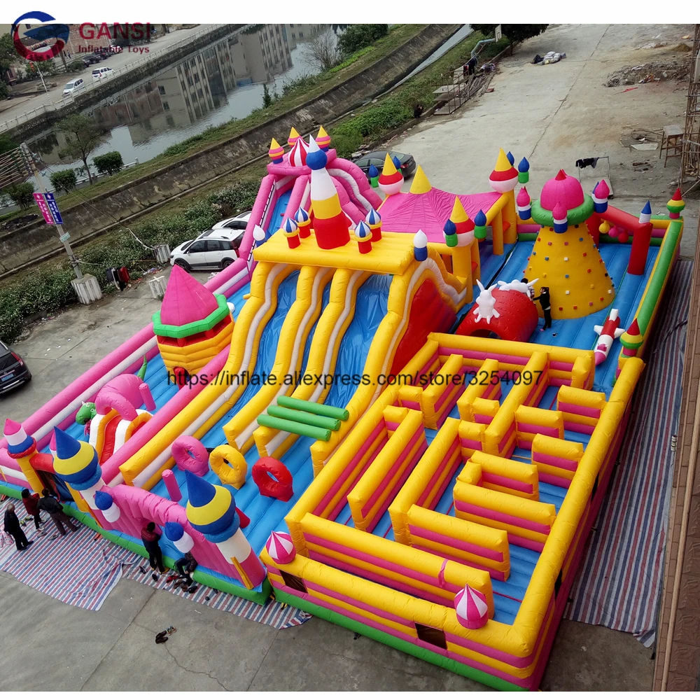 Outdoor playing funny games inflatable maze castle combo bounce house inflatable fun city for kids