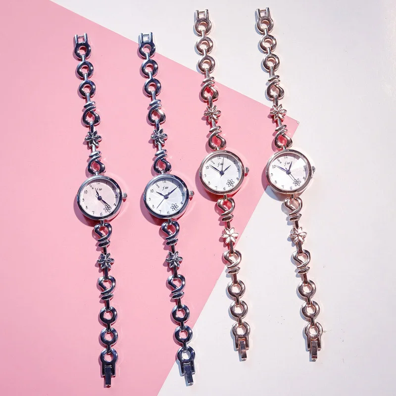 Women Quartz Watch Sakura Decor Dial with Alloy Bracelet Strap KNG88 | Наручные часы