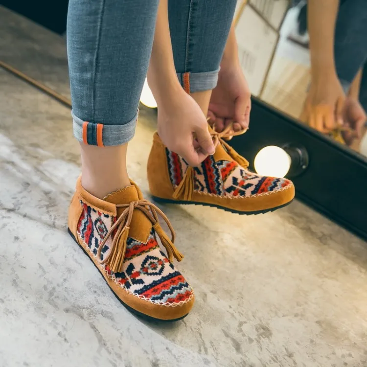 HEE GRAND/; женские ботильоны с вышивкой и бантом; однотонные ботинки с бахромой; женские модные туфли-гладиаторы на плоской подошве с бахромой; женская обувь; XWX6405