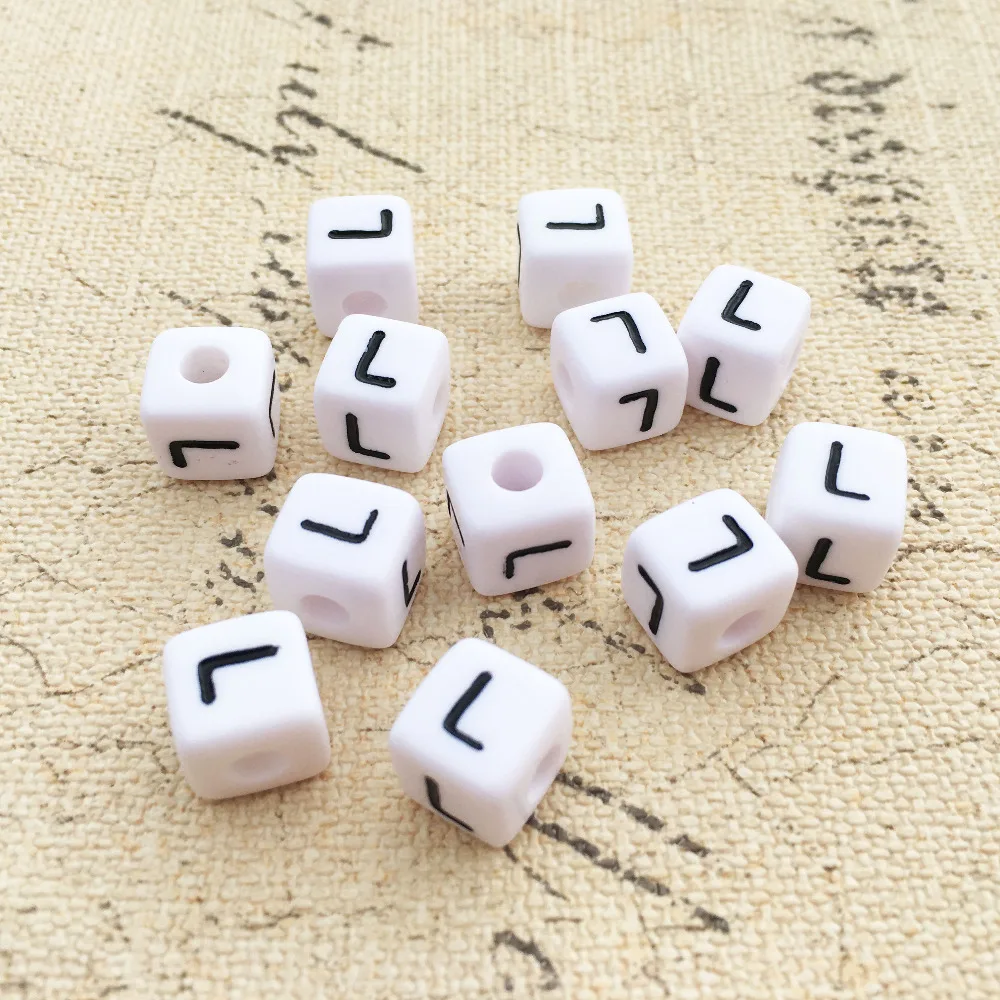 Wholesale 10*10MM Square Letter L Printing Jewelry Beads 550PCS Cube Alphabet Acrylic Plastic Initial Alphabet Lucite Beads