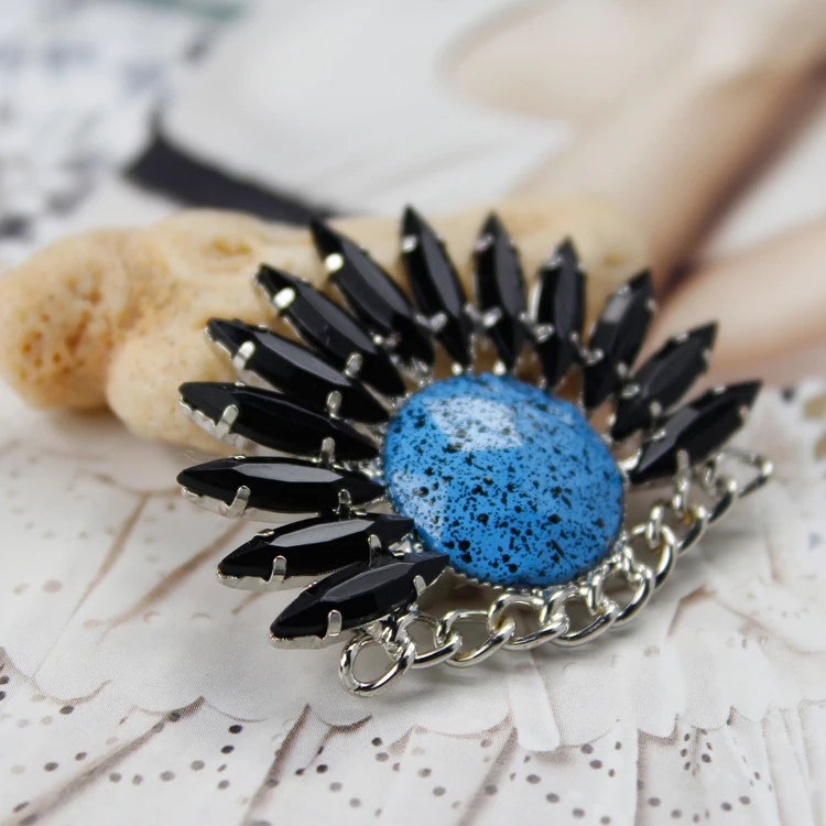 Beautiful Women Brooch Blue Resin Fashion Butterfly Pins!!! Just For Buyer Free Gift Not Sale!! This is SKU ECBR0024 |