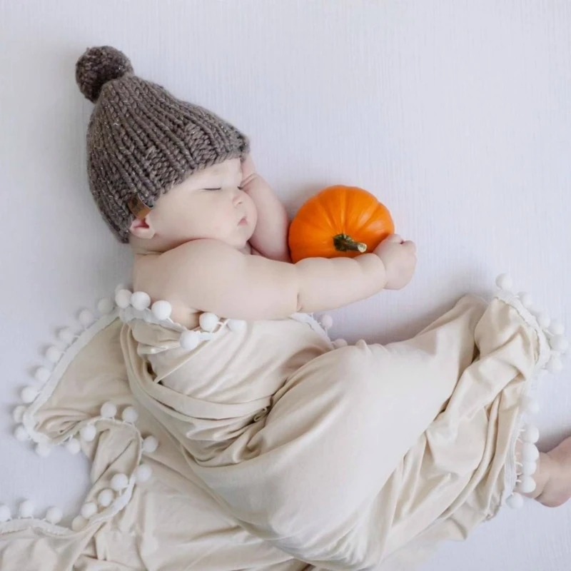 

New Baby Soft Muslin Swaddle Blankets Pom Pom Swaddle Wrap Newborn Photography Props