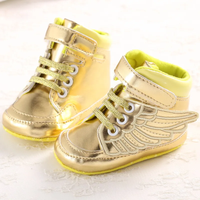 

New Fashion Lovely PU Leather Baby Boys Prewalker Shoes Infant Toddler Angel Wings Babe Crib First Walkers Boots Footwear 0-18M