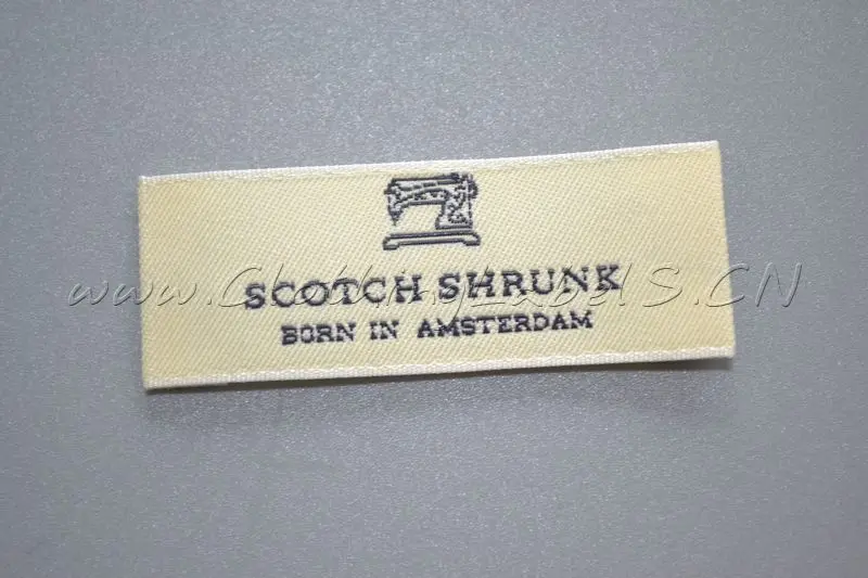 

Customized garment woven labels with black logo weaving, damask, low MOQ, eco-friendly and washable.