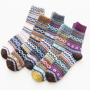 5 Pairs Random Color NEST 5 пар/партия, зимние толстые носки в национальном стиле, женские хлопковые модные теплые носки, качественные тканевые женские носки - Цвет: 5 Pairs Random Color