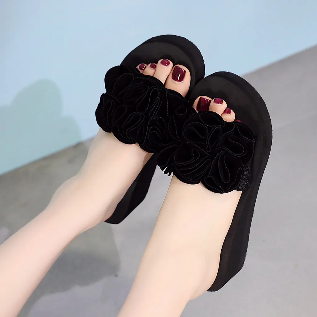 Женские летние пляжные туфли повседневные Нескользящие шлепанцы на танкетке с