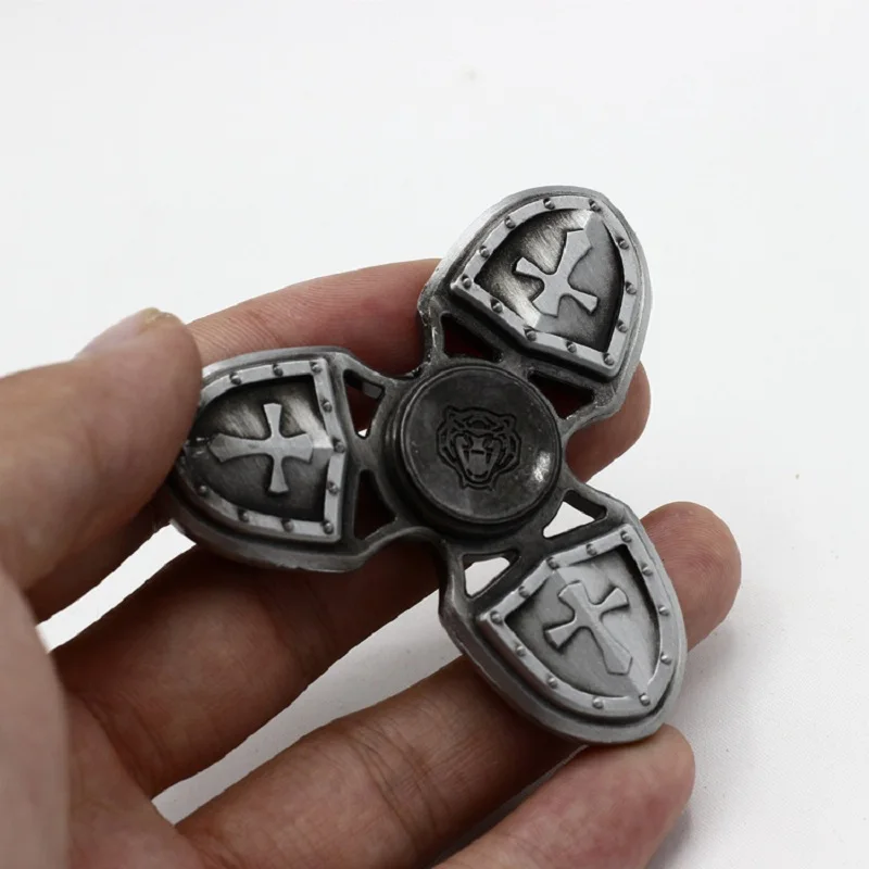 Металлические игрушки колесо три руки Figit Spinner Fidget Finger Spiner игрушка для рук