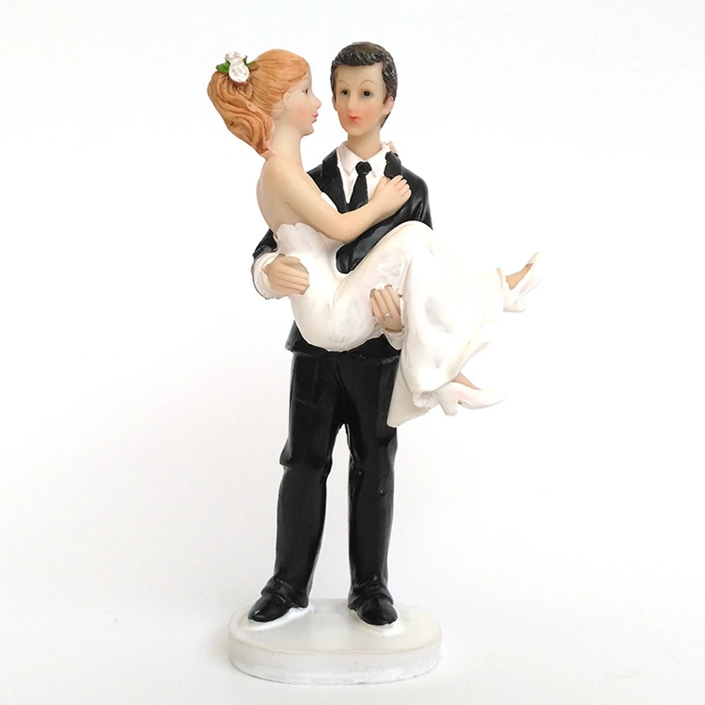 

Bolafynia Wedding cake doll toy Resin Crafts Decoration Cake Decoration wedding Valentine's Day gift Groom embraces the bride