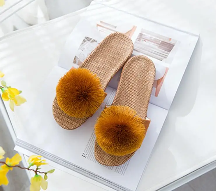 Yellow COOLSA/Новинка; женские летние льняные тапочки с помпонами; женские пушистые дышащие домашние льняные тапочки; модные домашние шлепанцы; - Цвет: Yellow