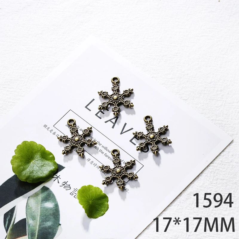 

17*17mm 10pcs Double-Sided Snow Alloy Pendant For Diy Jewelry Making 2 Colors Antique Silver Antique Bronze No.1594