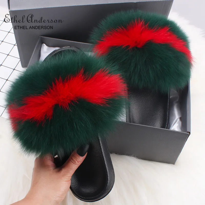 Green Red ; тапочки с натуральным лисьим мехом; женские сланцы с мехом енота; модные пушистые меховые сандалии; повседневная обувь - Цвет: Green Red