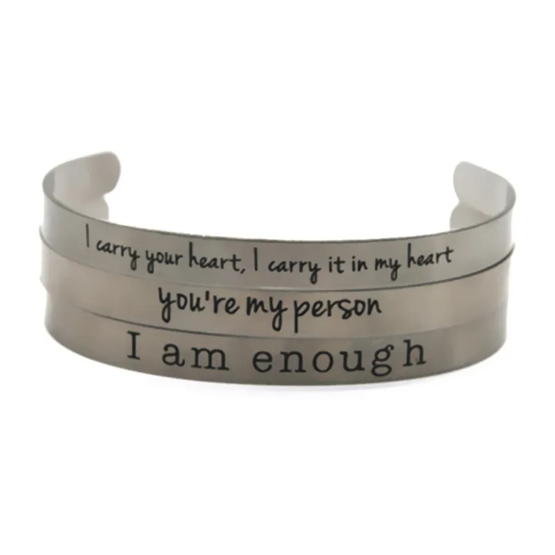 Она верила что она сможет так и сделала серебряный браслет на запястье браслеты