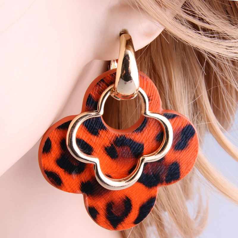 Большие серьги-подвески NeeFu WoFu в форме тигра клевера из кожи и цинкового сплава