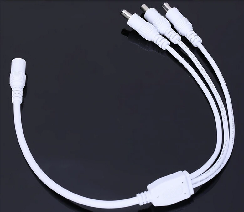 Соединитель 1 гнездо на 3 штекера разделитель мощности постоянного тока