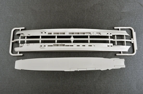 1/700 Трубач 06709 немецкий ВМС Граф Цеппелин модель хобби