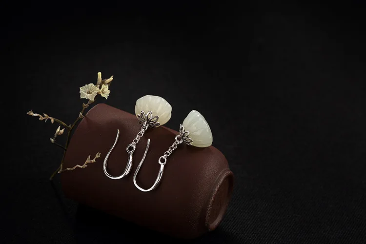 

S925 sterling silver retro Hetian lotus inlaid earrings high-end personalized wild lady earrings wholesale