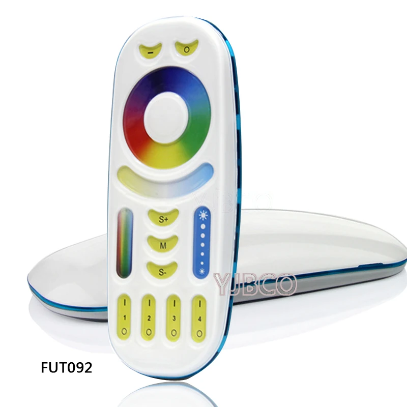 Внутренняя Светодиодная панель FUT066 12 Вт RGB + CCT круглая с регулируемой яркостью