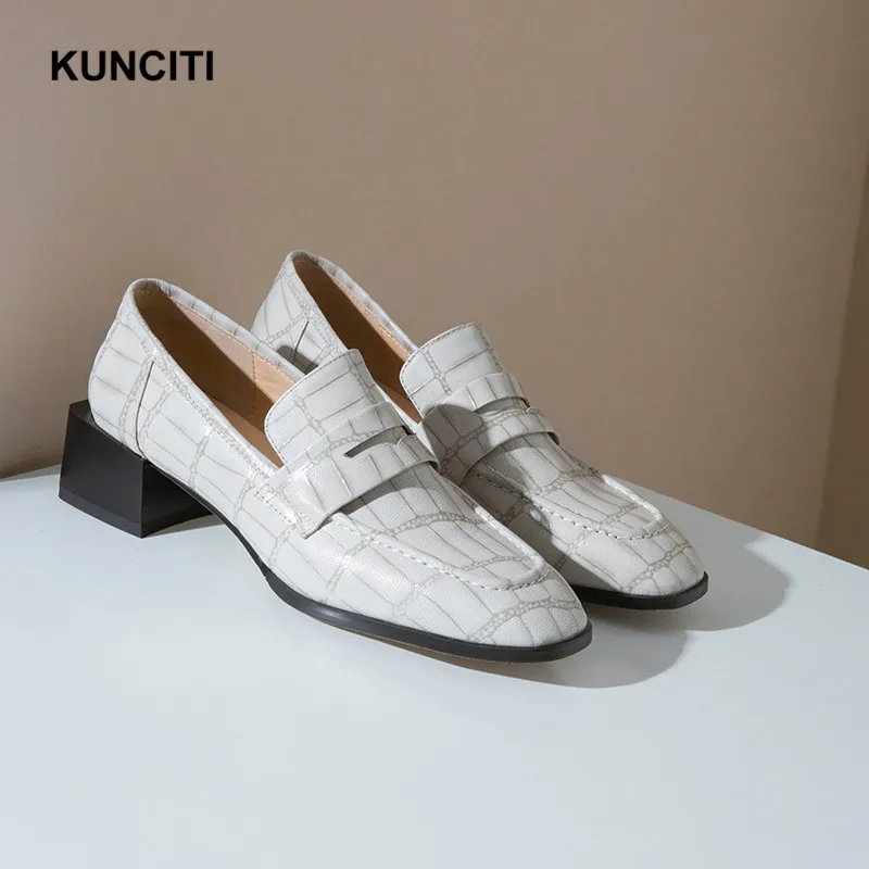 KUNCITI/; Туфли-лодочки; женская обувь; женские офисные туфли из тисненой кожи; Туфли Mary Jane с квадратным носком; официальная обувь в европейском стиле; Lotita; G941