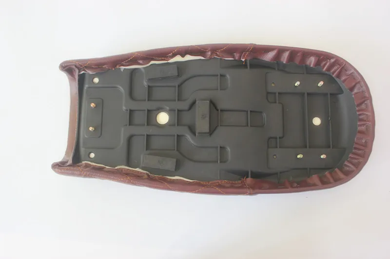 

CAFE RACER SEAT CATERLILLARS PLEATED SEAT CG125 Modified Retro flat CAFE SEAT Cushions Flat Universal MOTORCYCLE 530MM SEAT