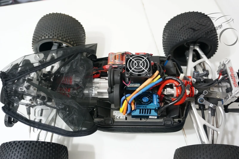 Traxxas E REVO ерево V2.0 саммит пыли крышка водонепроницаемый тела теплового излучения