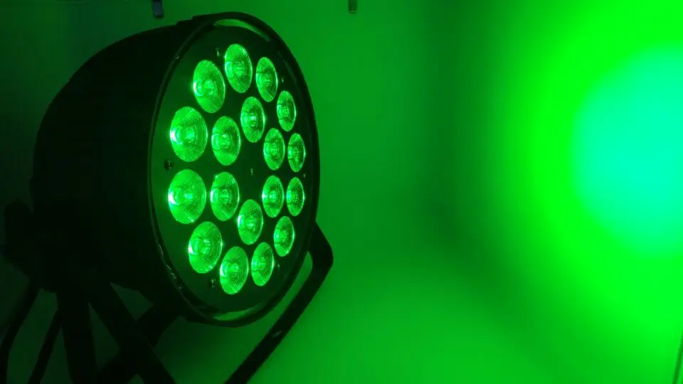 Фото 18x12W RGBW Led Par свет DMX сценические огни бизнес профессиональный плоский Can для 18x12W RGBW Led Par свет DMX сценические огни бизнес профессиональный плоский Can для