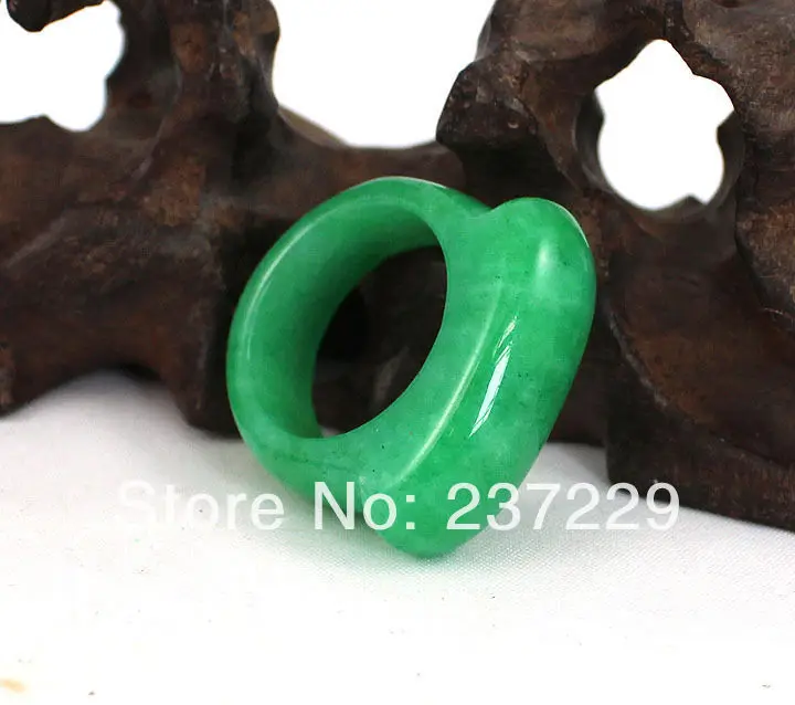 Оптовая цена доставка ^ 100% натуральный Изумрудный нефрит ручной резной кольцо