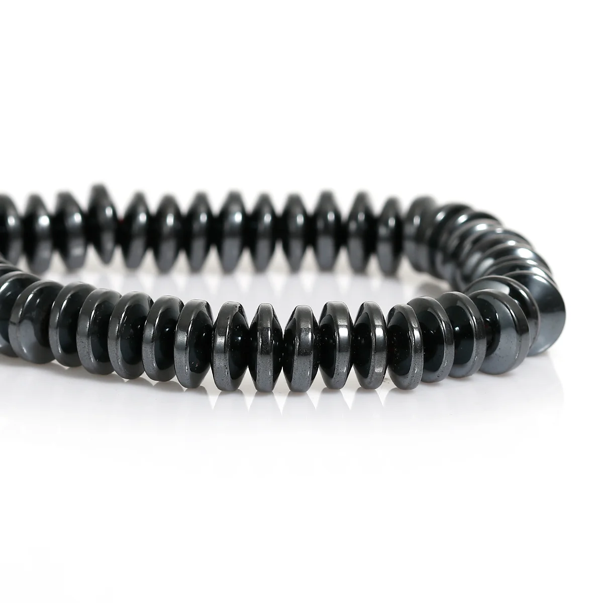 DoreenBeads черные плоские круглые свободные бусины из гематита 4x2 мм около 350 шт. (B19234)