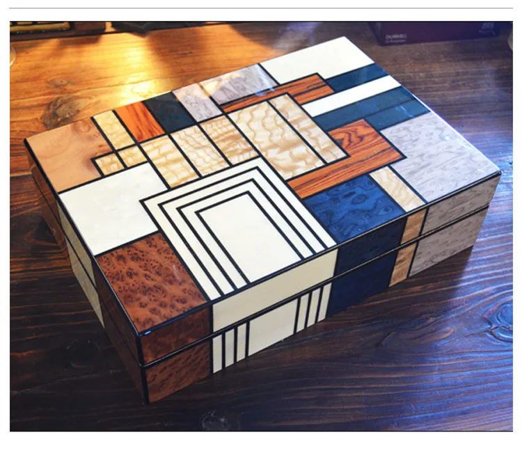 

High-end Mellow cedar Cigar box Creative cigar moisturizer Box Highlight Lacquer Large capacity cigarette cigar box