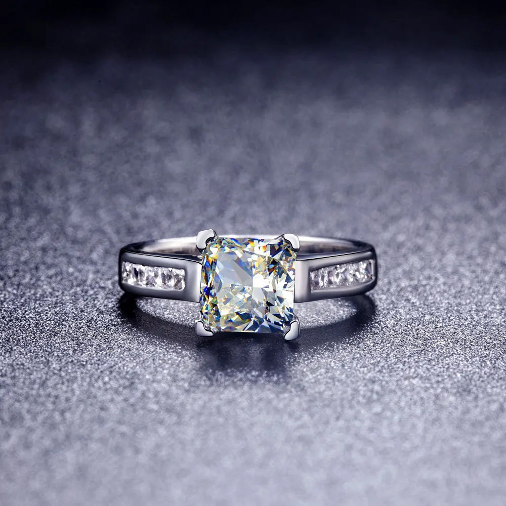 Оптовая продажа кольца из белого золота 2 карата отличные синтетические