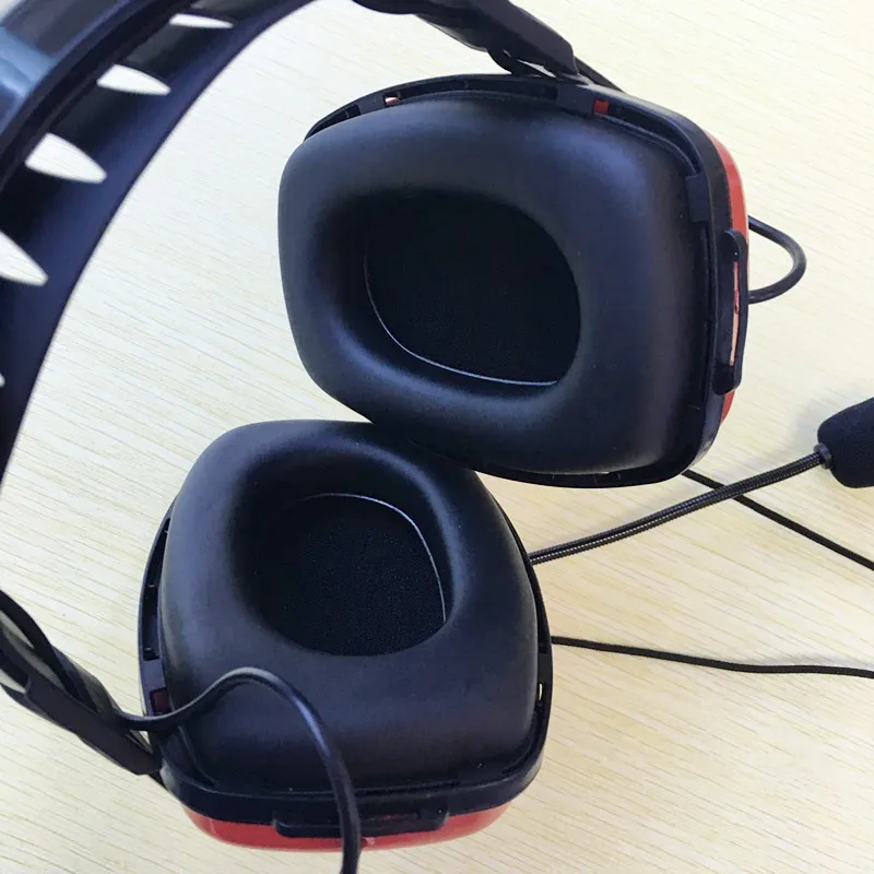 Красные шумоподавляющие наушники с микрофоном и K разъемом 2 контакта гарнитура