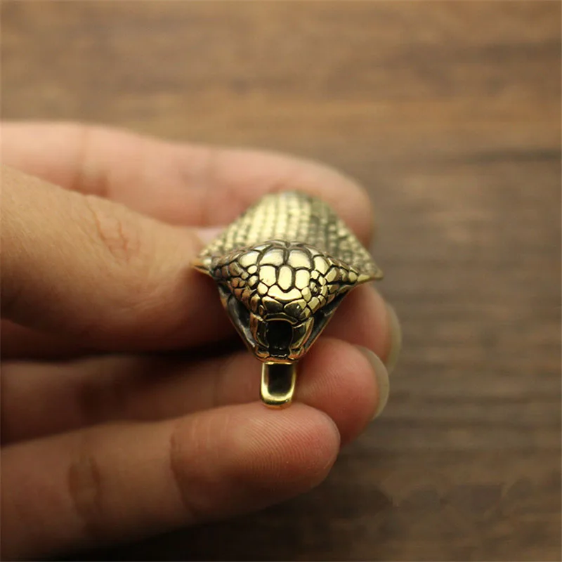 

EDC Personality Retro Handmade Pure Snake Copper Belt Buckle Pure Copper Keychain Cloth Clamp Brass Accessories Gift Equipment