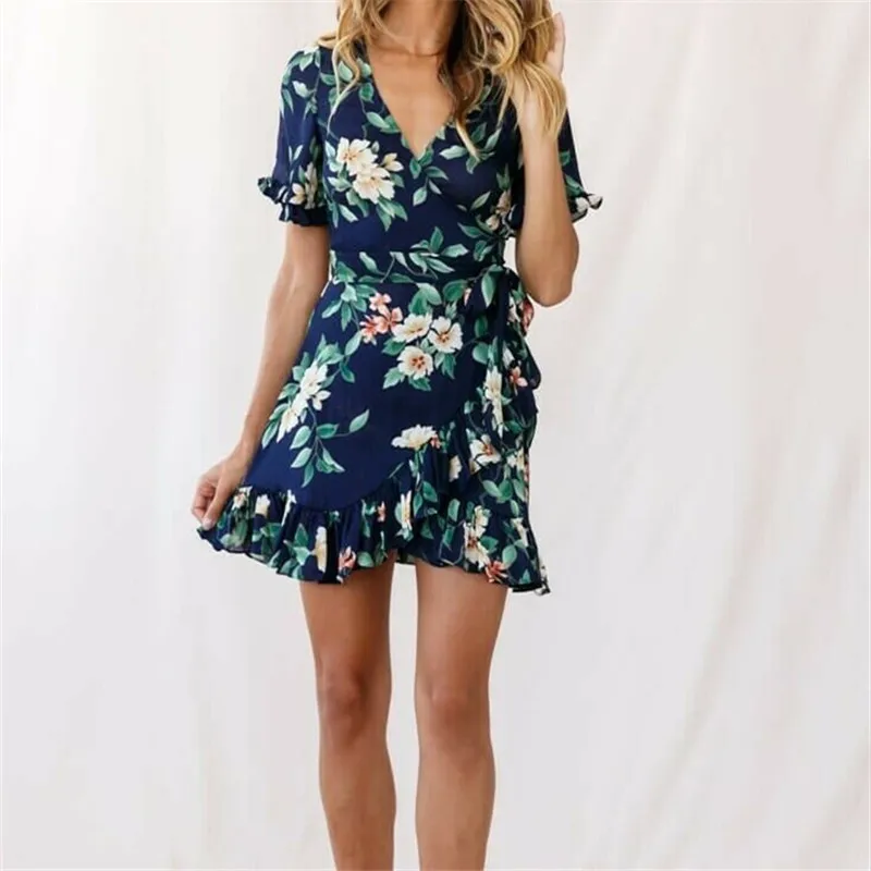 Женское богемное платье с запахом летнее пляжное мини коротким рукавом и v