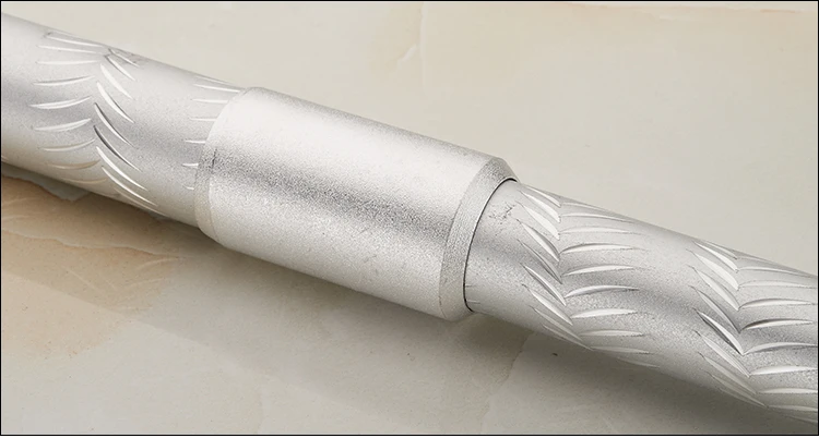 Алюминиевый сплав резной Телескопический шкаф подвесной стержень минимальная