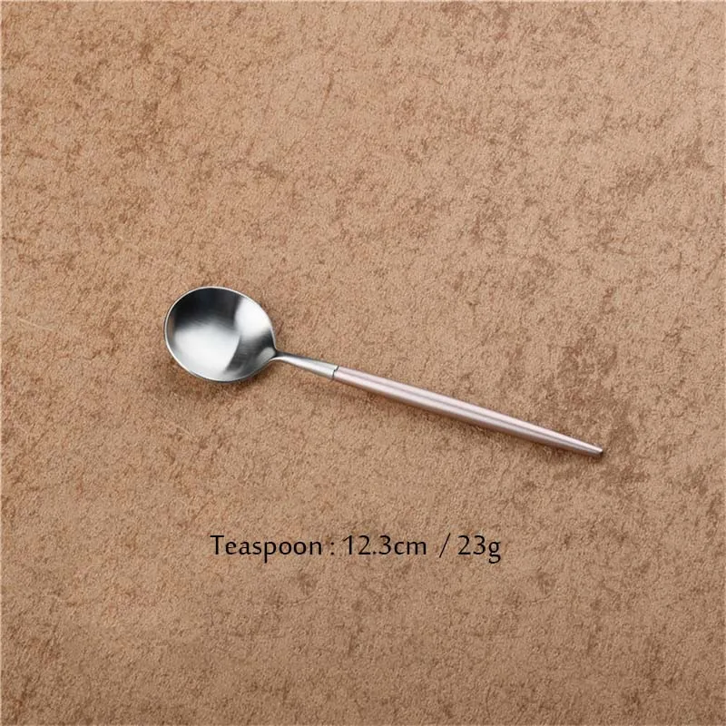 Tea Spoon Корейский топ розовые Серебристые сервировочные приборы набор столовых приборов столовый нож совок набор вилок 18/8 нержавеющая сталь Западный золотой набор посуды - Цвет: Tea Spoon